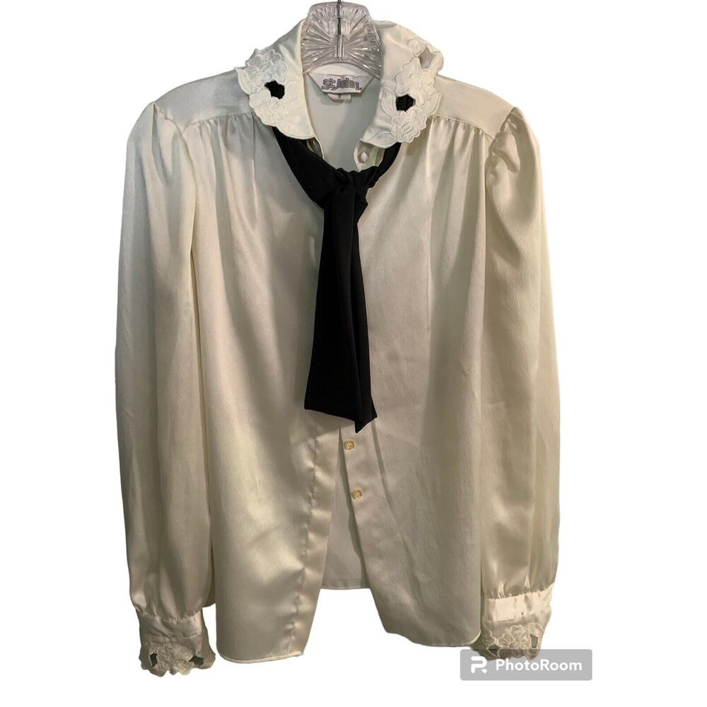 St. John Lace Beige Black Top Blouse Bow tie Neck Tie Sz 4 Vintage